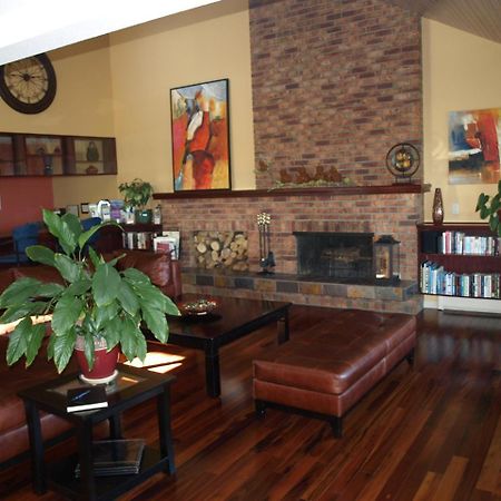 A View Of The Lake B & B West Kelowna 外观 照片